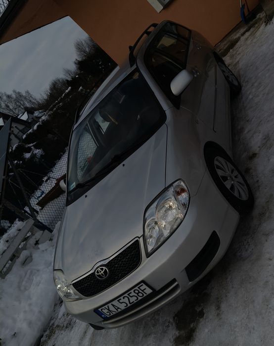 Toyota Corolla 2.0 D4D kombi  2003