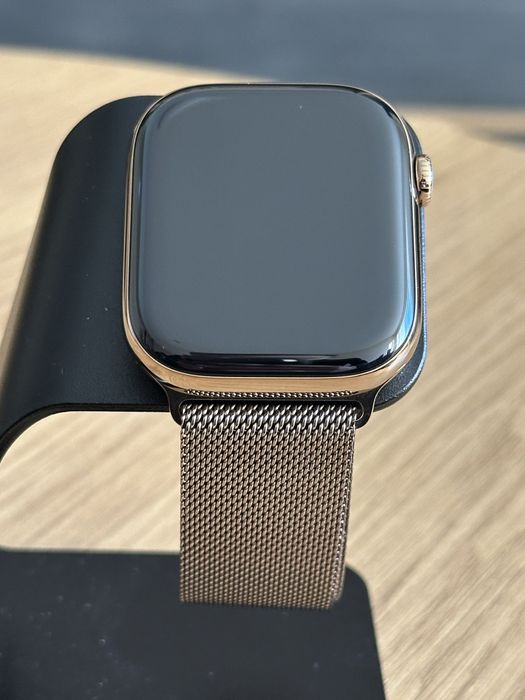 Apple Watch Series 10 46 mm Titanium Case Gold