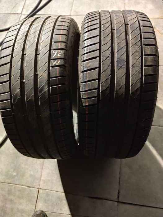 Pneus 225/40r18 Kleber 70% piso