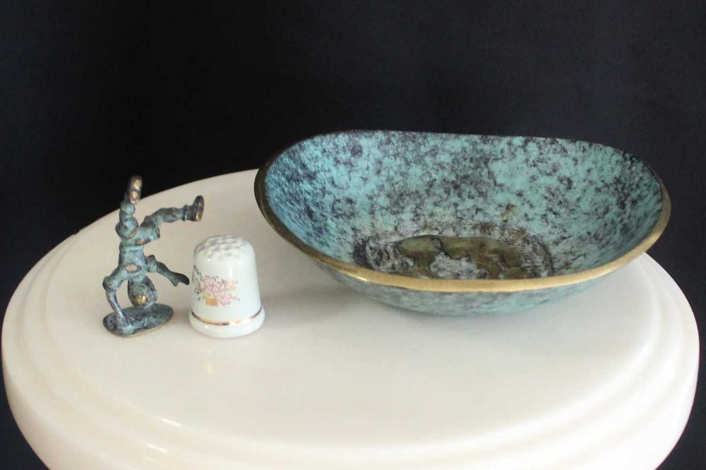 Conjunto vide-poche vintage, anos 40, de tigela de latão maciço