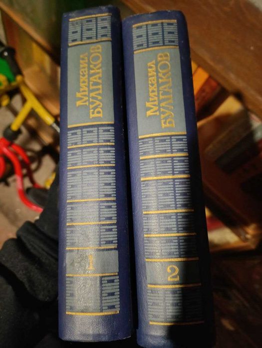 книги. список в описі