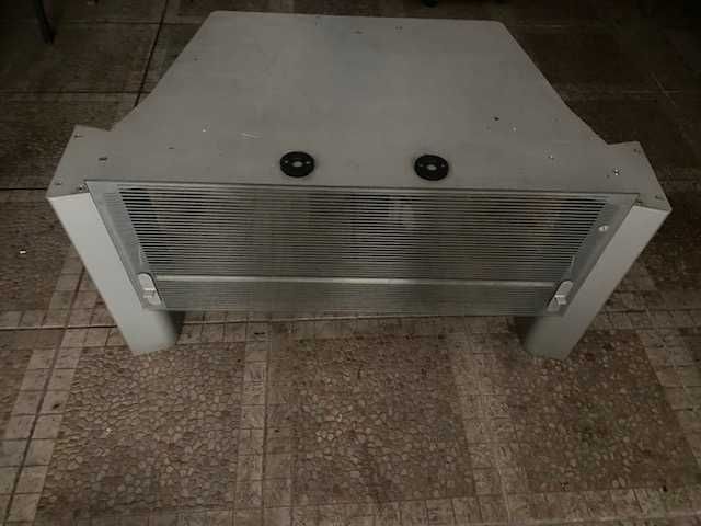 Mesa TV Sony (grande) "bose"