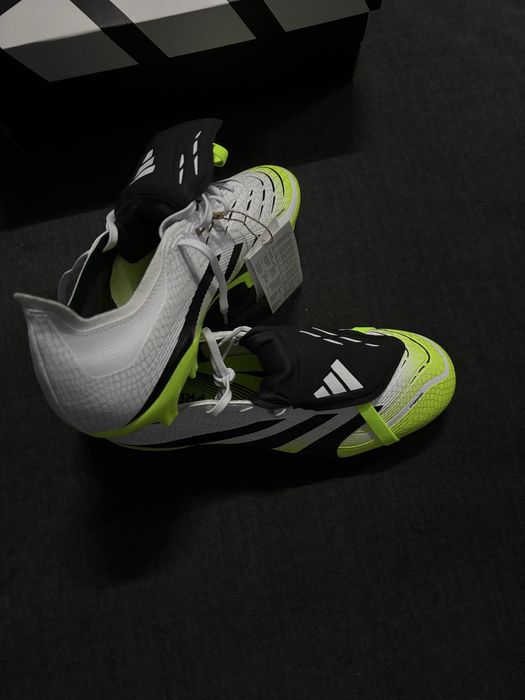 Chuteiras Predator Adidas