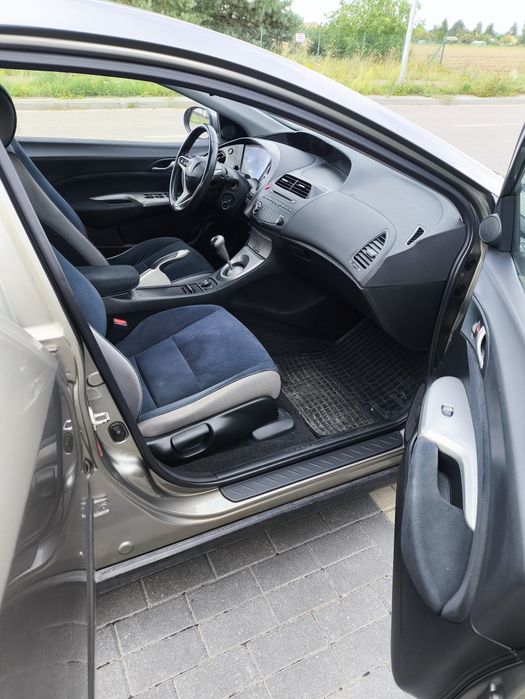 Honda Civic VIII 1.8 Sport Salon PL