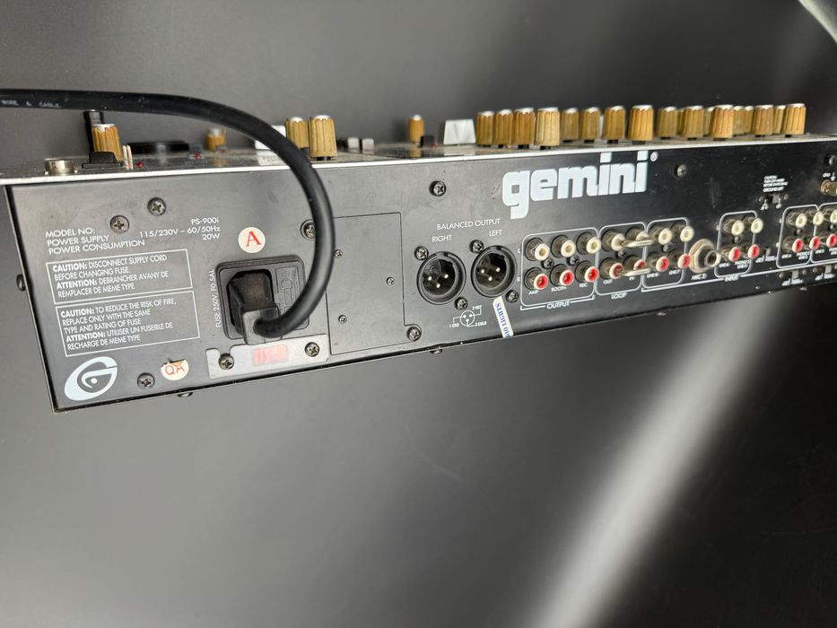 Profesjonalny mikser Dj Gemini PS-900i