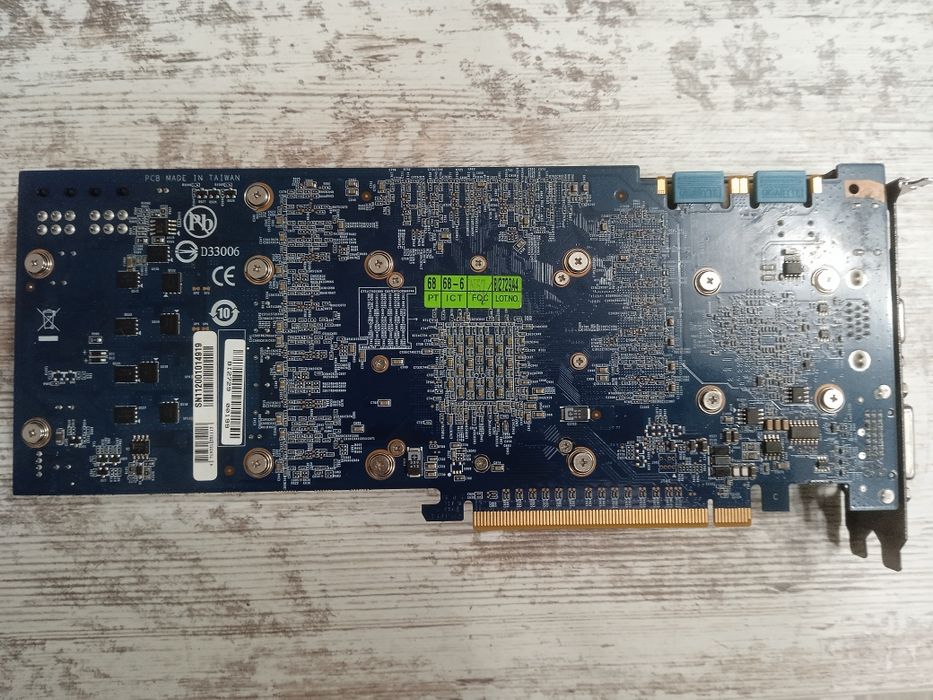 GTX-260 видеокарта.