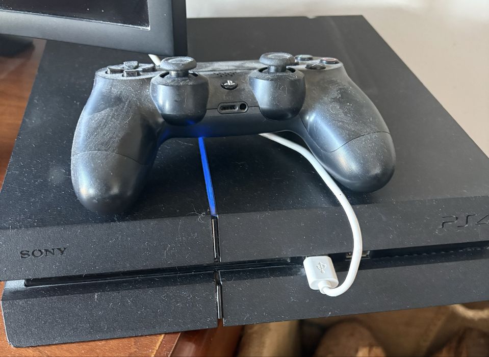 Playstation 4 PS4 1 comando e 11 jogos
