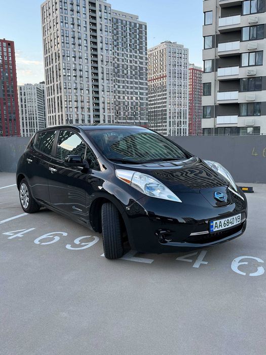 Продам Nissan Leaf 2013
