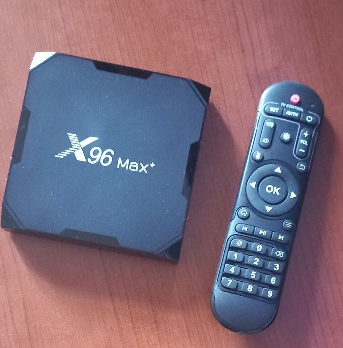 Smart TV приставка X96 Max Plus (4GB/32GB)