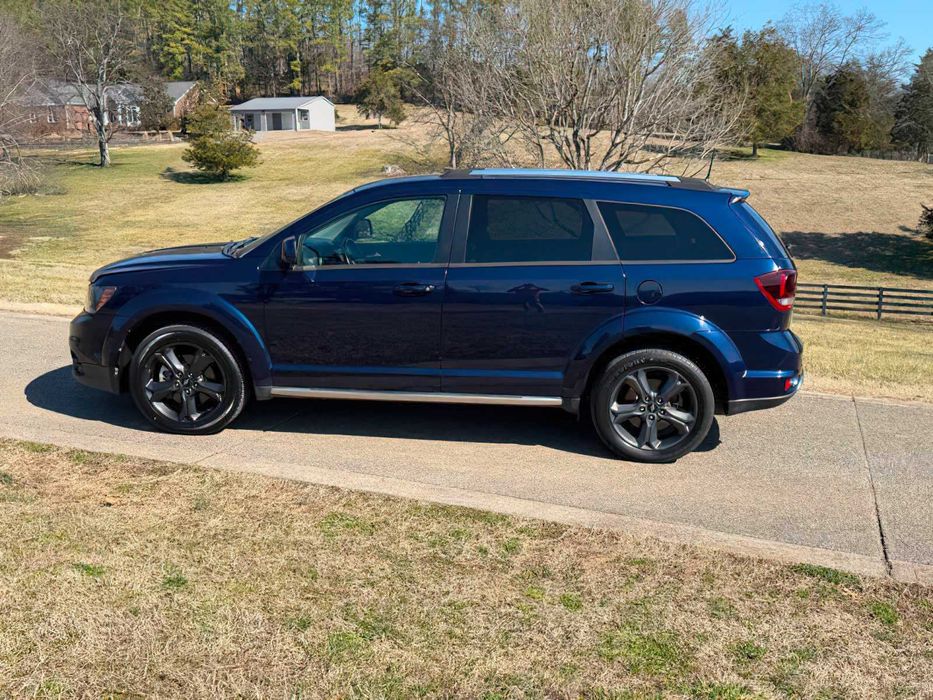Dodge Journey Crossroad      2019
