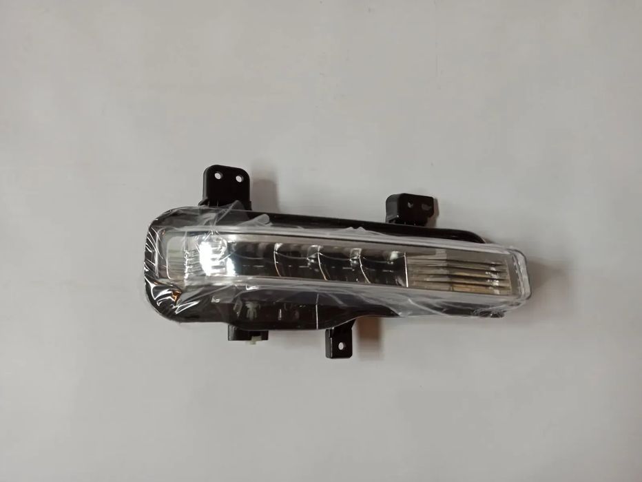 FORD EXPLORER Противотуманка левая 2020 2021