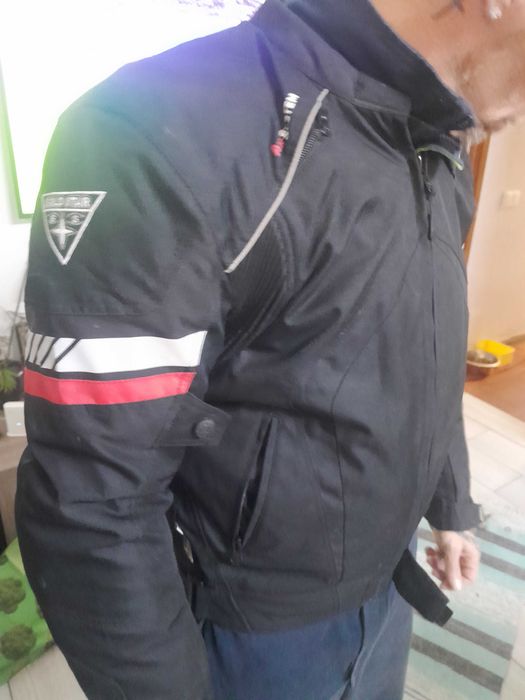 Casaco e botas de mota