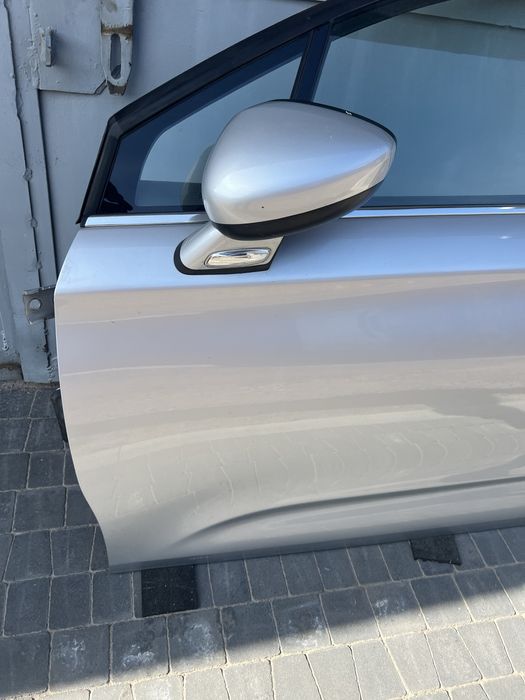 Citroen c4 b7 двері.