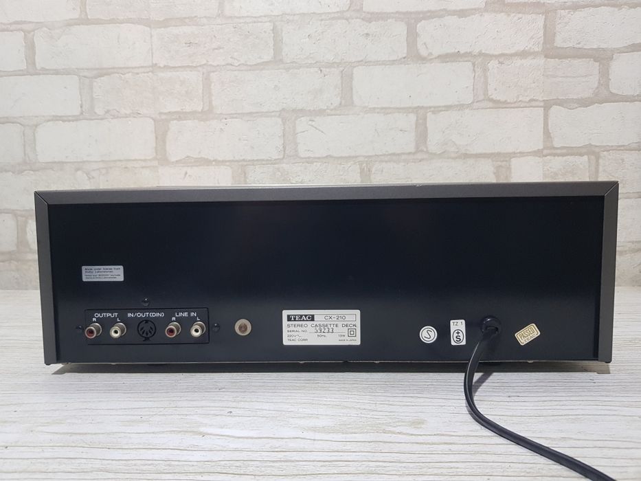 Стерео касетна дека/кассетная  TEAC CX-210 б/у з Німеччини