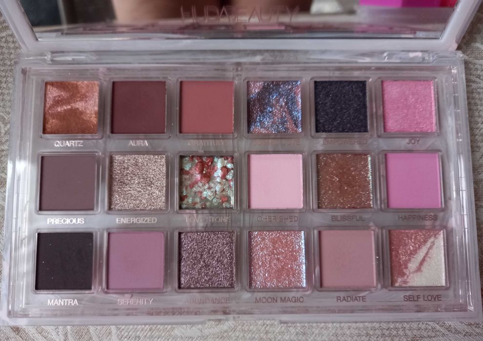 Huda Beauty Rose Quartz Palette