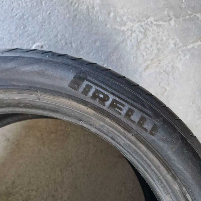 Б\У літня шина Pirelli Pzero 245/45 R19 102Y MOE RFT