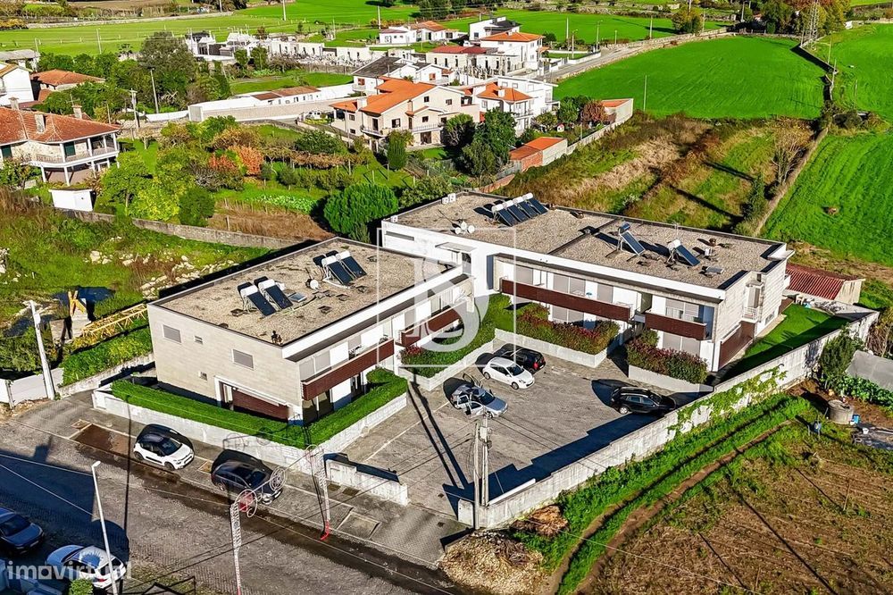 Apartamento T3 em Galegos (São Martinho)