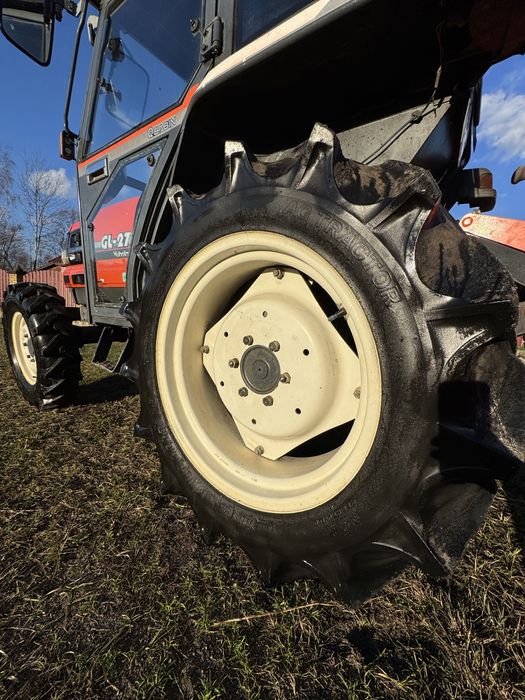 Продам Kubota GL-27d