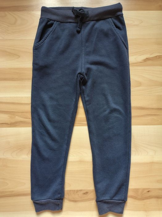 Spodnie dresowe chłopięce rozmiar 116
