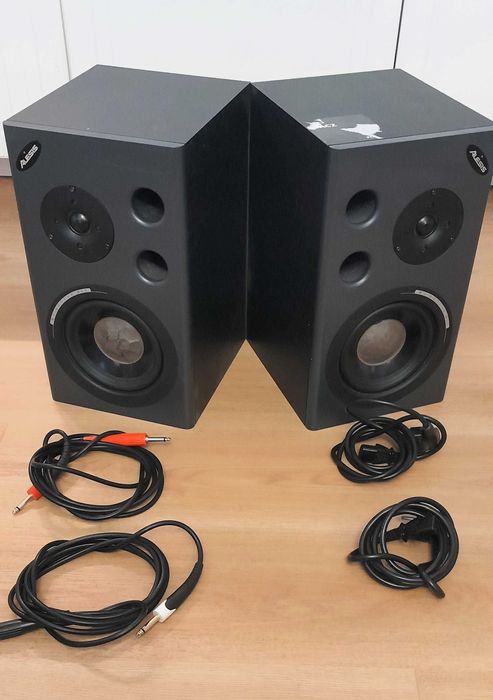 ALESIS M1 Active MK2 Monitory aktywne studyjne