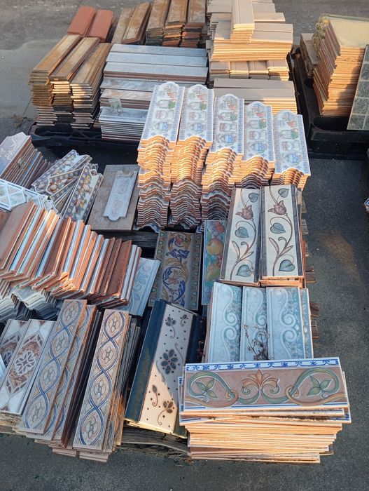 Azulejo, barras, rodapé, etc
