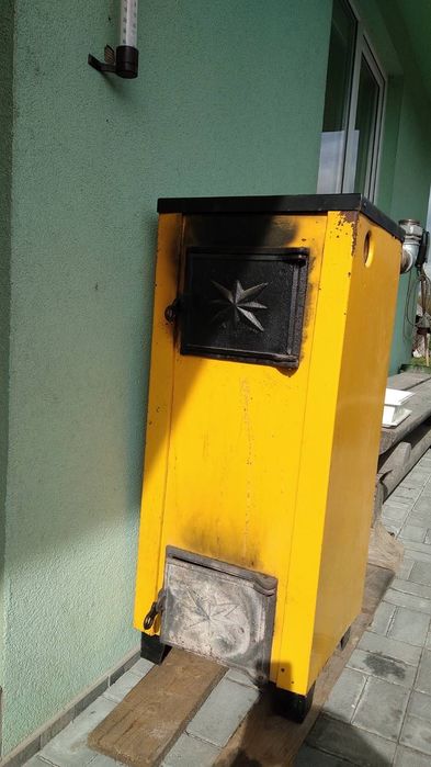 Котел твердопаливний