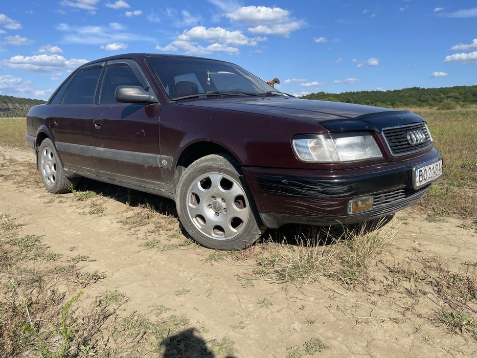 Продам ауді 100