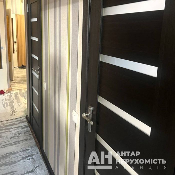 Продається  4-к квартира в Кропивницькому , р-н Ю. Коваленка (Велмарт)