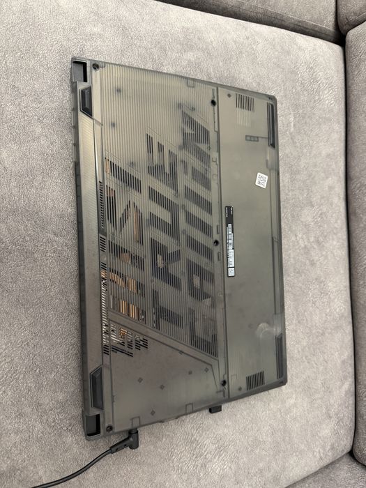 Okazja Laptop MSI Cyborg Gwarancja rtx4050 32gb i7-13620h SSD1024