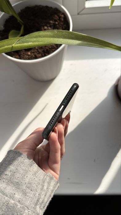 Корпус iPhone 11
