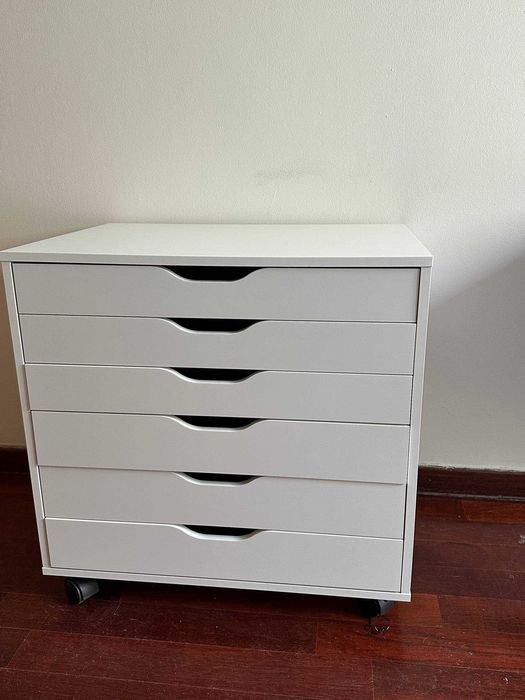 IKEA ALEX komoda 6 szuflad na kółkach, biała, 67x66 cm