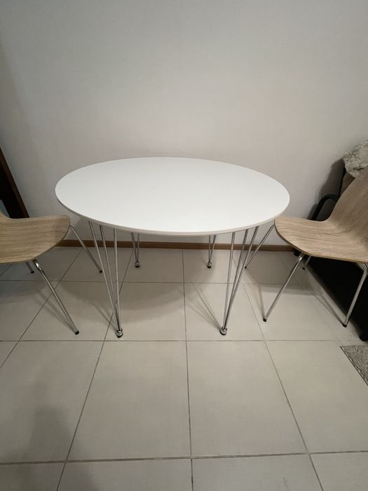 Продається стіл