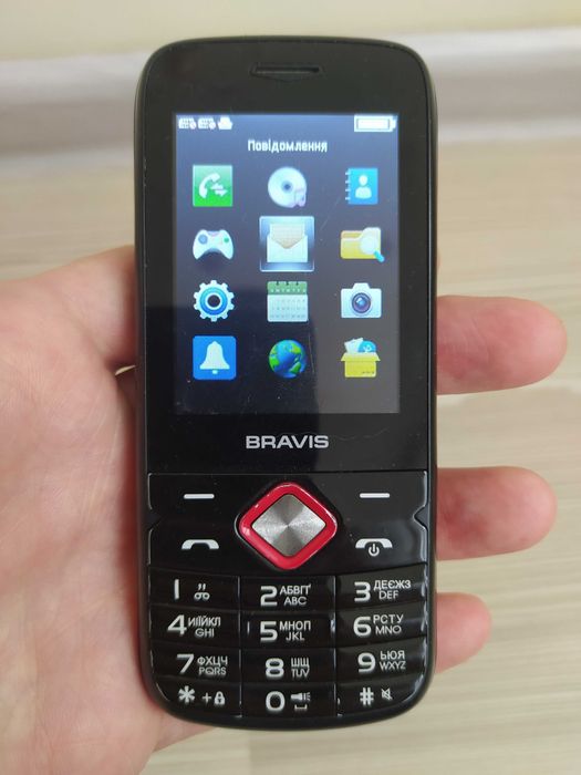 Кнопковий мобільний Мобільний телефон Bravis Pronto (Black)