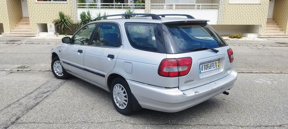 Suzuki Baleno ano 1999 em muito bom estado geral. Carro muito fiável, económico, de mecânica simples e peças muito acessíveis. Ideal para o dia a dia