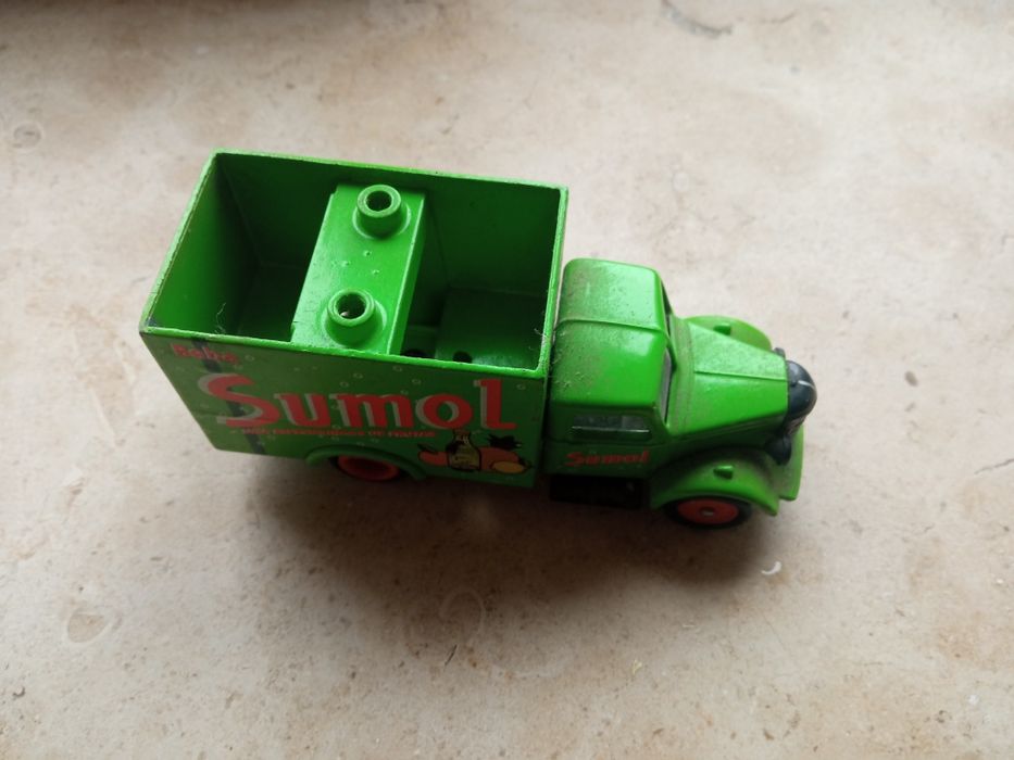 Van Sumol verde da Corgi