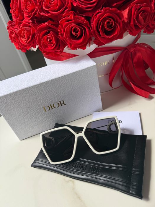 Białe kremowe okulary przeciwsłoneczne Christian Dior Montaigne