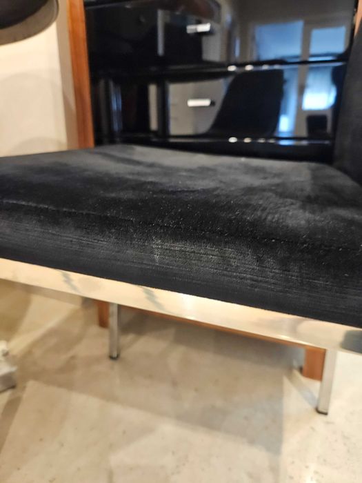 Game table with chairs64584684890497124