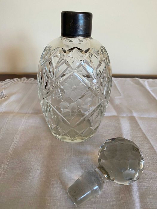 Garrafa de cristal Atlantis lapidada