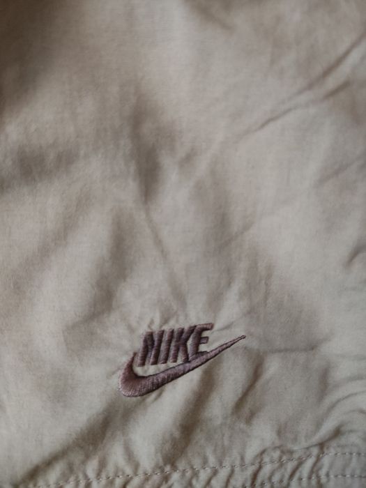 Шорти Nike з сіточкою M