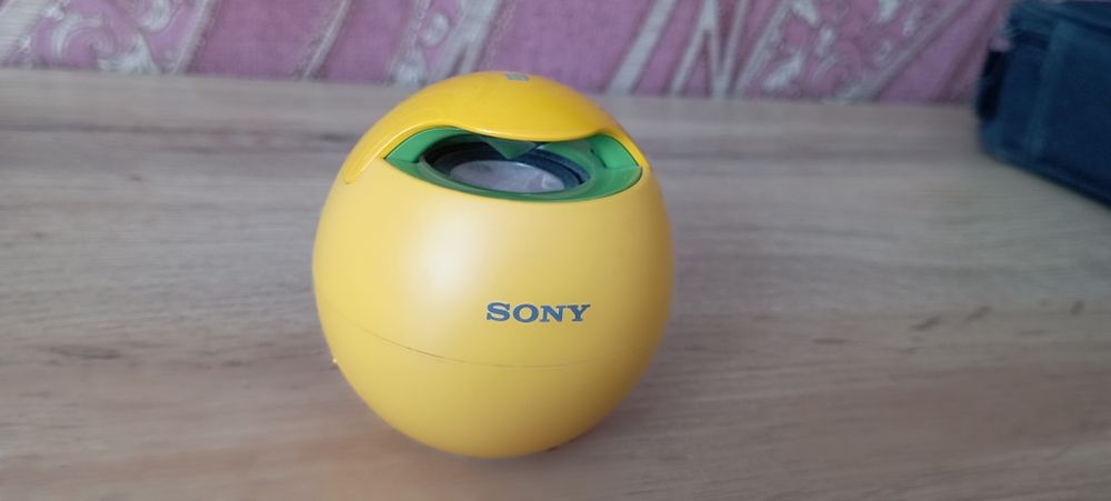 Портативна колонка Sony srs-btv5