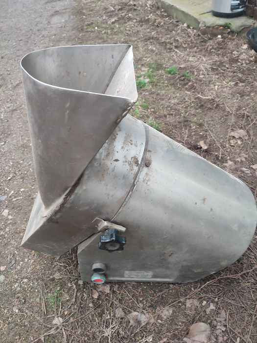 Подрібнювати овочів професійний, MKG 250