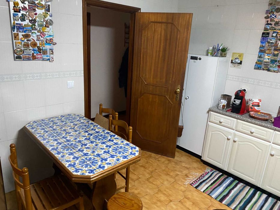 Arrendo quarto  em Gaia, zona Jardim Soares dos Reis