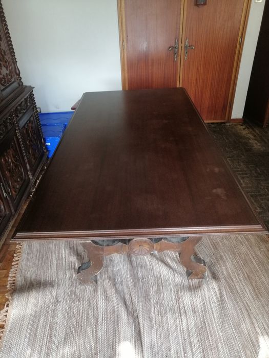 Mesa rústica antiga