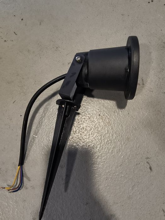 Lampa ogrodowa reflektor wbijany 7szt z żarówkami led