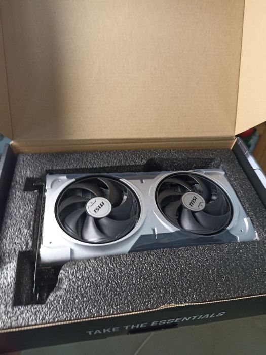 Komputer gamingowy RTX 5060 Ti, 32GB ram, i5-11400