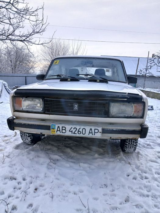 Продам ваз 2105  на полном ходу