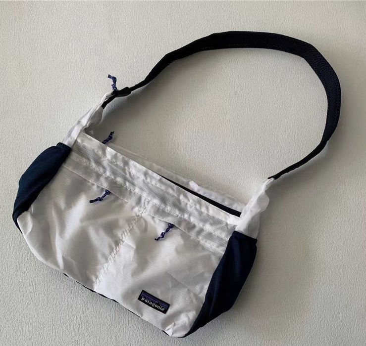 Велика сумка-трансформер через плече Patagonia Courier Bag. Сумка 2в1