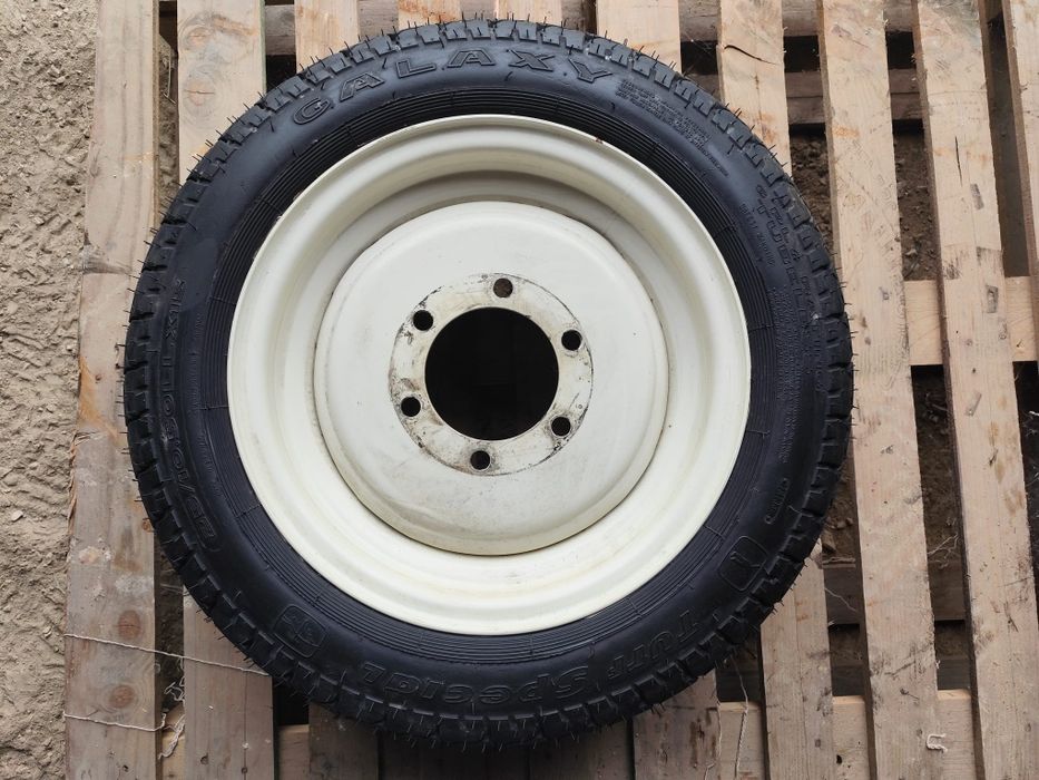 Pneus tractor com jante