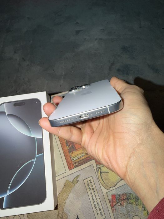 Iphone 16 Pro Max 256GB Branco