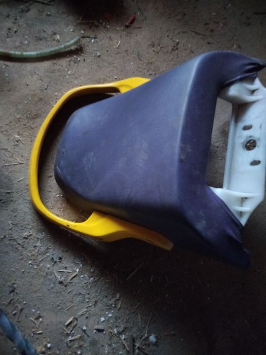 Siedzenie pasażera Suzuki Gsx600F